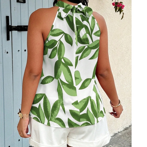 Plus Floral Print Halter Neck vibrant Tank Top - Picture 7 of 9